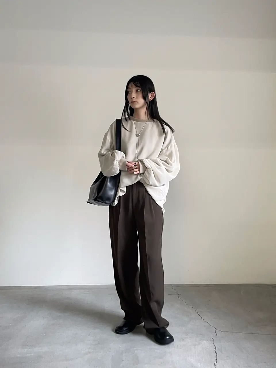 雪紡層次大學T (米白) image 1